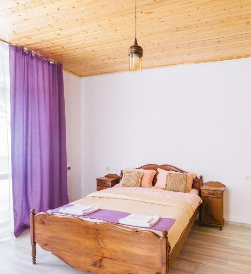 اتاق استاندارد با چشم‌انداز باغ, Level