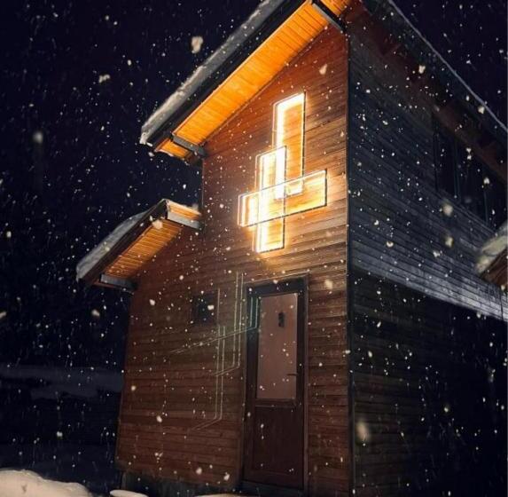 کلبه ییلاقی, Level