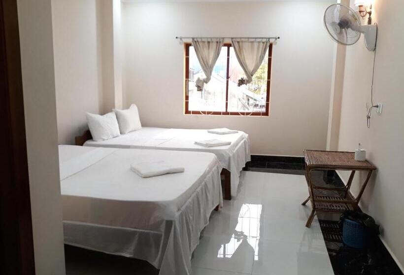 Habitación Estándar Vista Ciudad, Good Morning Kampot