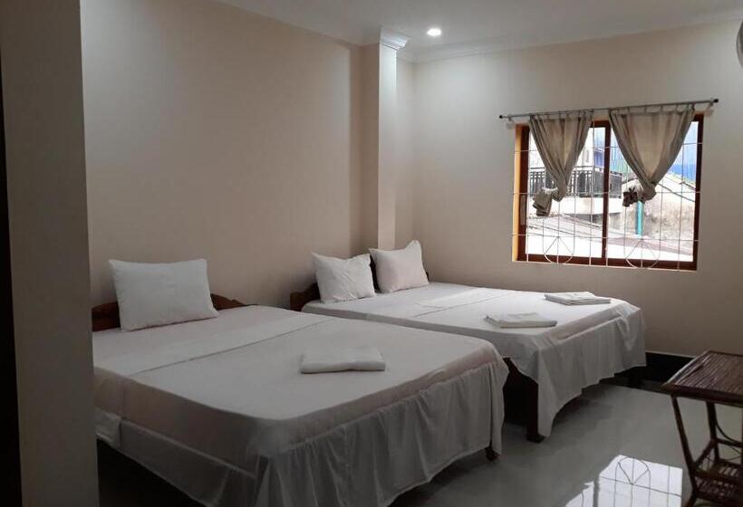 Habitación Estándar Vista Ciudad, Good Morning Kampot