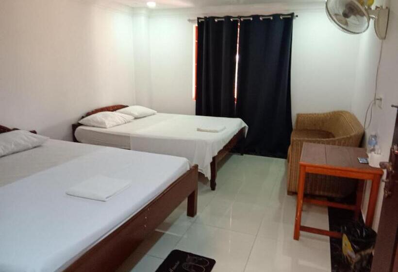 Habitación Estándar Vista Ciudad, Good Morning Kampot