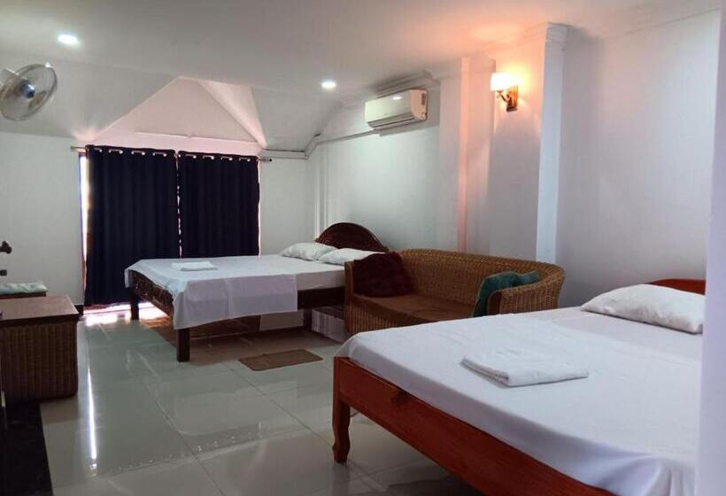 Habitación Estándar Vista Ciudad, Good Morning Kampot