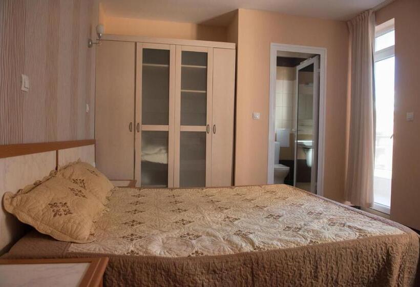 إستديو عائلى, Guest House Sg Brothers