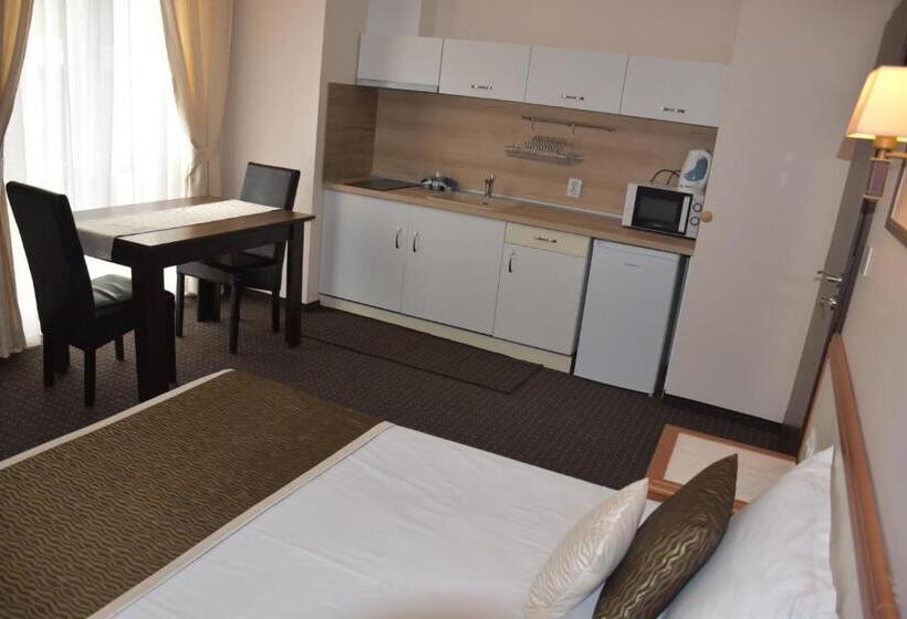 סטודיו דלוקס, Guest House Sg Brothers