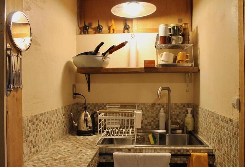 バス共有のスタンダードルーム, Guest House Toranjyo Lit