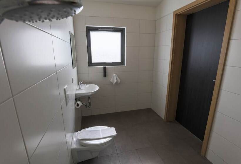 اتاق لوکس, Lilja Guesthouse