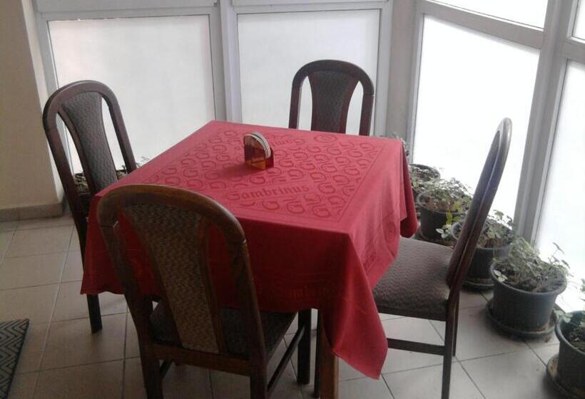 Люкс 2 Спальни, Penzion V Ráji