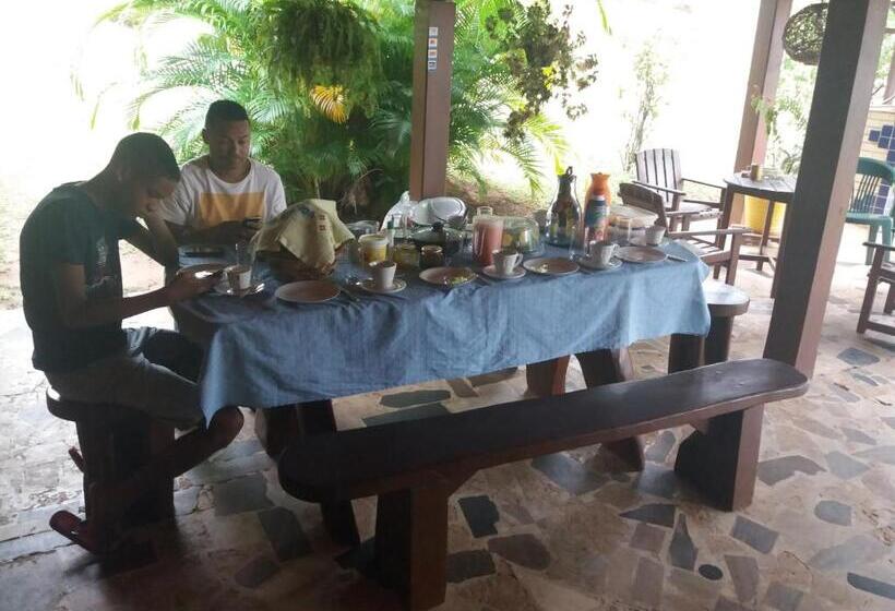 标准间, Sitiopousada.  Os Tres