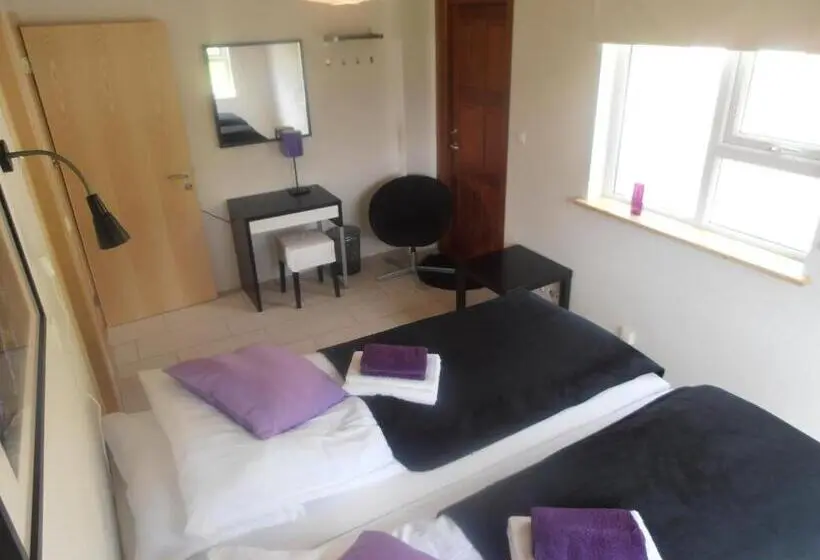 اتاق استاندارد با چشم‌انداز کوهستان, Giljur Guesthouse