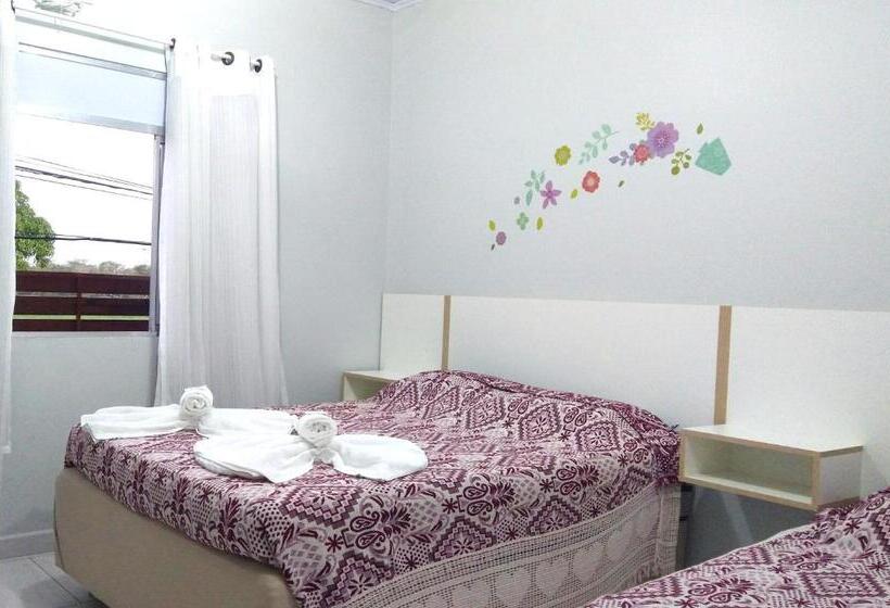 Pokój Standard Trzyosobowy, Itamiaru