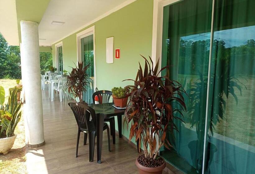 Standaard Vierpersoonskamer, Recanto Elohim