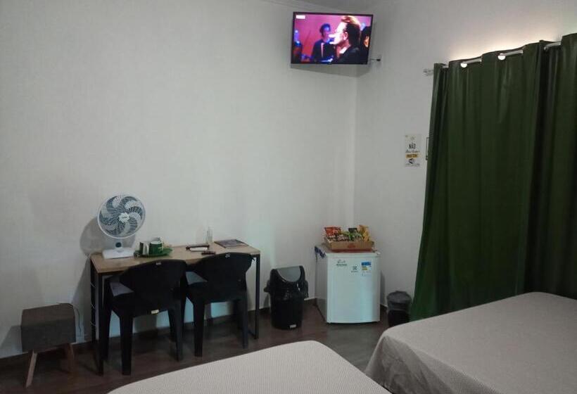 Standaard Vierpersoonskamer, Recanto Elohim