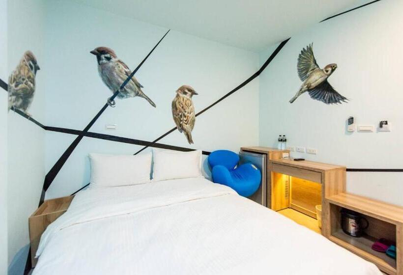 اتاق لوکس, Start