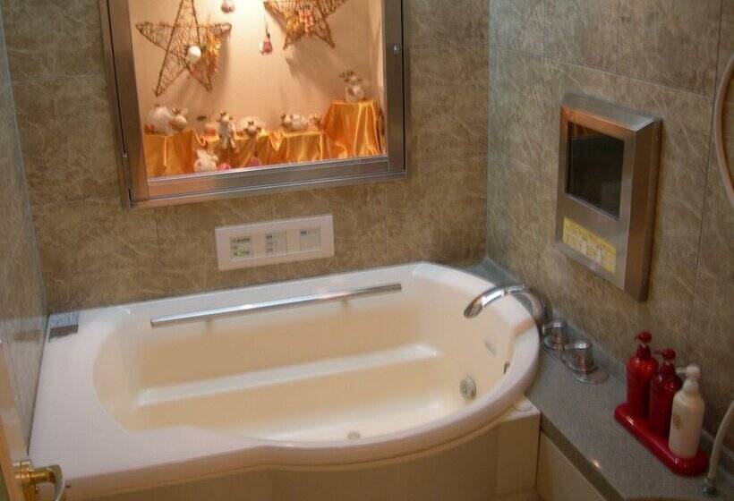 חדר סטנדרט, Hyper Noah