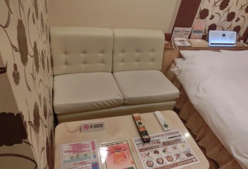 חדר סטנדרט, Hyper Noah