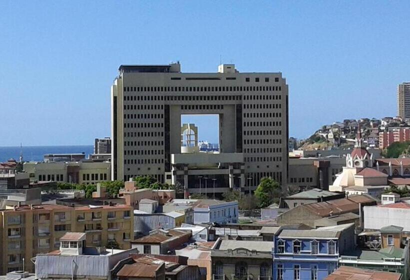 패밀리 룸 공용 욕실, Hostal Tunquelen