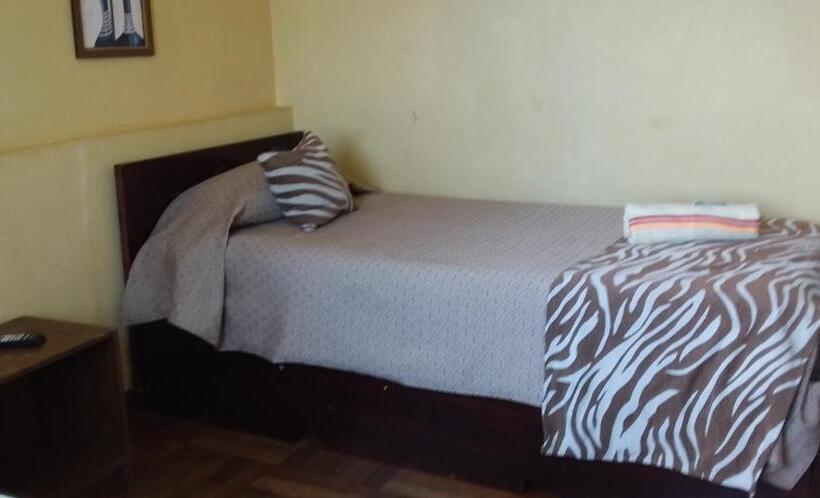 اتاق خانوادگی با سرویس بهداشتی مشترک, Hostal Tunquelen