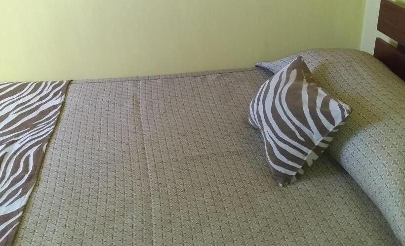 스탠다드 룸 공동 욕실, Hostal Tunquelen