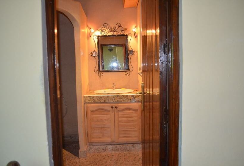 スタンダード4人部屋, Auberge Restaurant Telouet