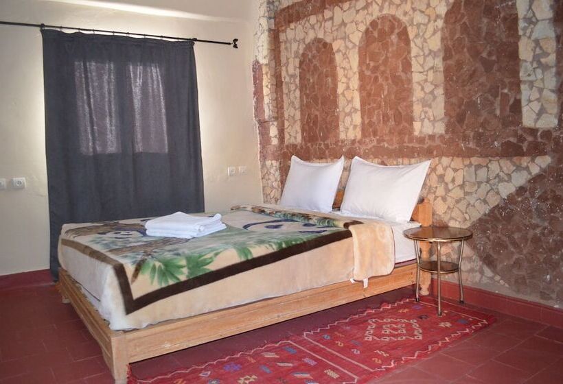 スタンダード4人部屋, Auberge Restaurant Telouet