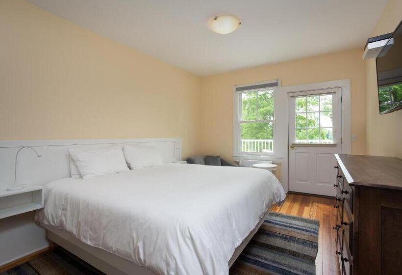 Стандартный Номер Кровать Кинг, Lakehouse Inn