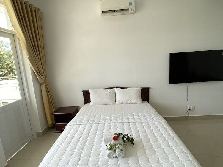 اتاق استاندارد, Nha Khach Con Dao