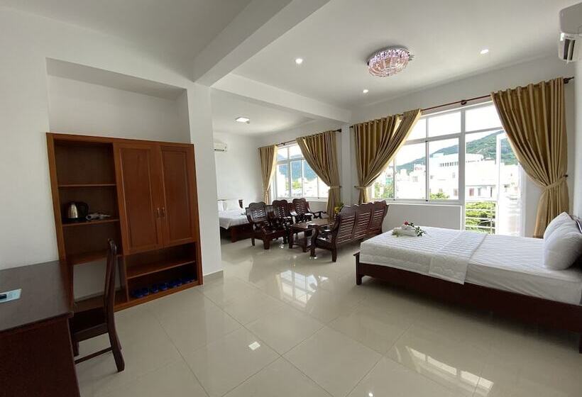 اتاق استاندارد, Nha Khach Con Dao