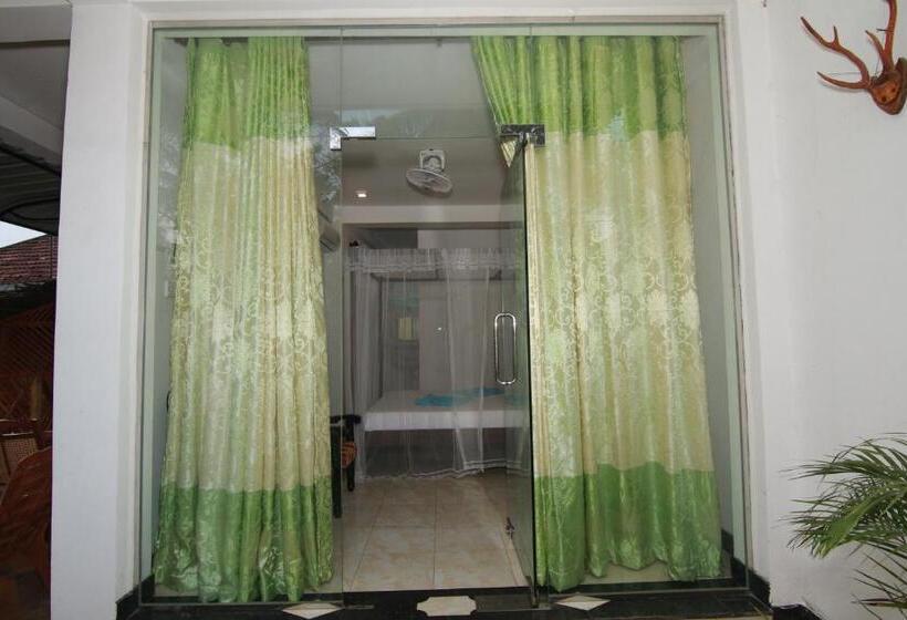 Deluxe Family Room, Rai Family Guest