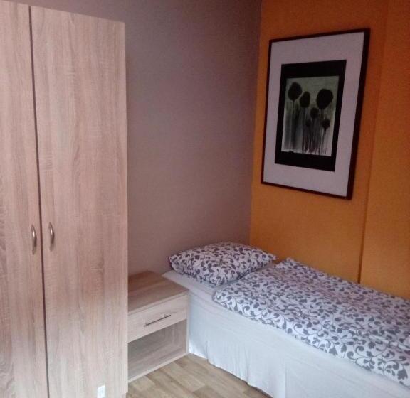 סוויטת ג'וניור משפחתית, Hostinské Pokoje U Kulináře