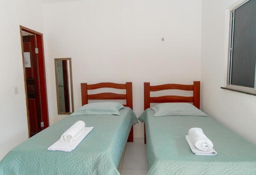 اتاق ساده سه‌ نفره, Pousada águas Claras