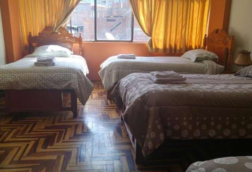 اتاق خانوادگی, Ururi Stay