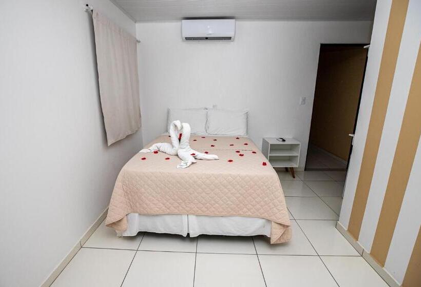 标准间, Pousada Paris