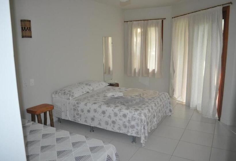 اتاق استاندارد سه نفره, Villa Cayana