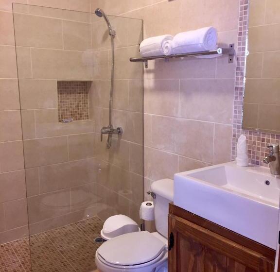 דירת חדר נוף לגינה, Yamilí