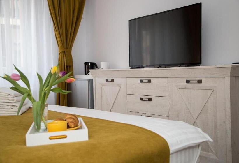 スーペリアールーム, Crema Residence