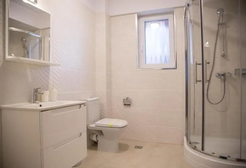 اتاق سوپریور, Crema Residence