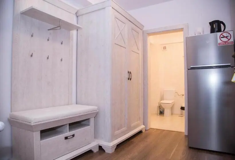 اتاق استاندارد, Crema Residence