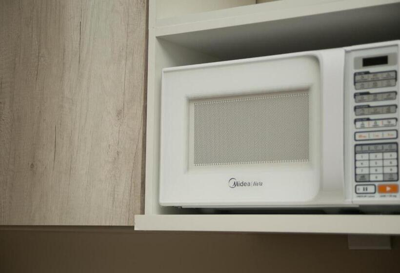 اتاق خانوادگی, Flat Almaru   Marília