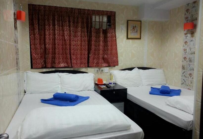 اتاق خانوادگی, Dutch Hostel