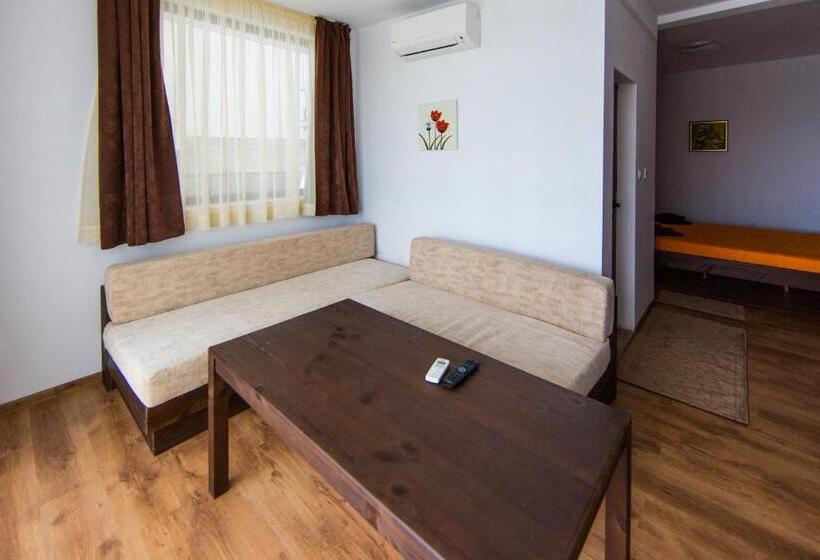 스탠다드 스튜디오 정원 전망, Guest House Ognyanovo