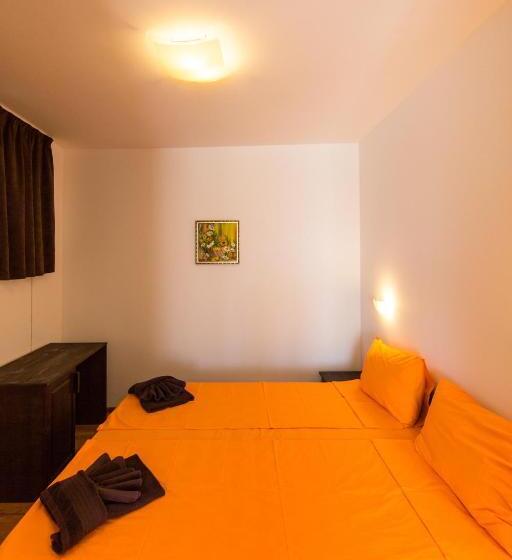 Студио Стандарт Вид на Сад, Guest House Ognyanovo