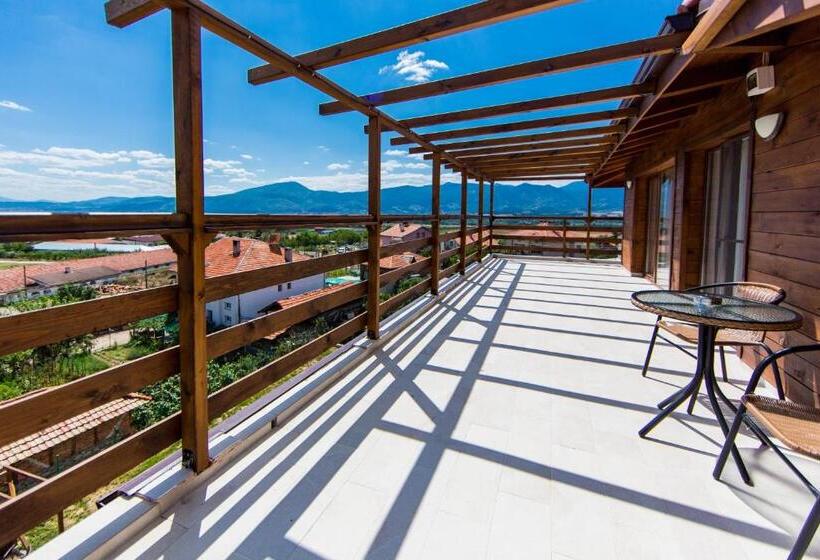إستوديو سوبيريور, Guest House Ognyanovo