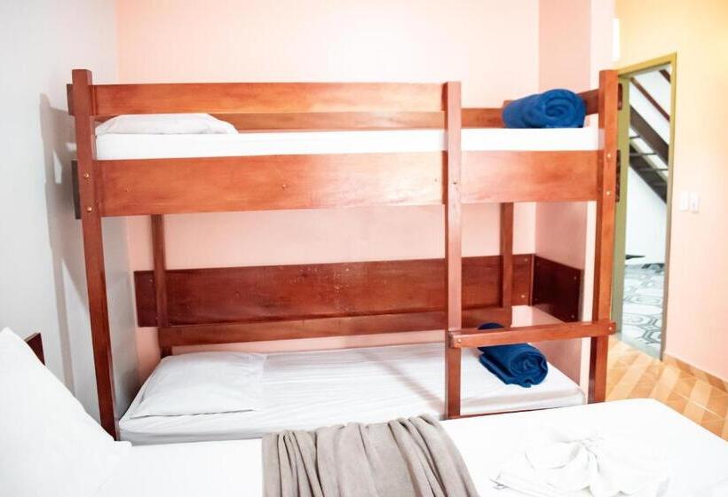 4 Bett Standardzimmer, Pousada Do Suiá
