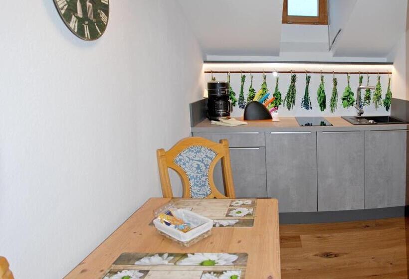 침실 1개 가든 전망 아파트, Der Berghof