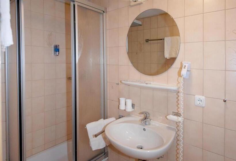 침실 1개 발코니 아파트, Der Berghof