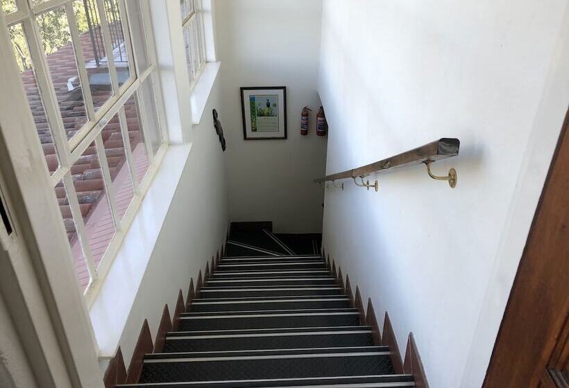 침실 2개 아파트, Hills And Dales Accommodation