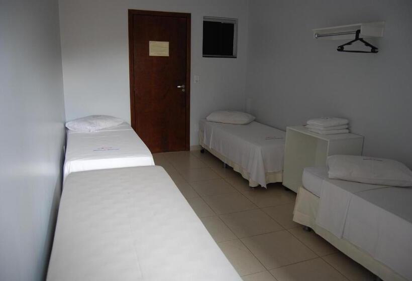 4인용 스탠다드 룸, Pousada Santana Trindade Goiás