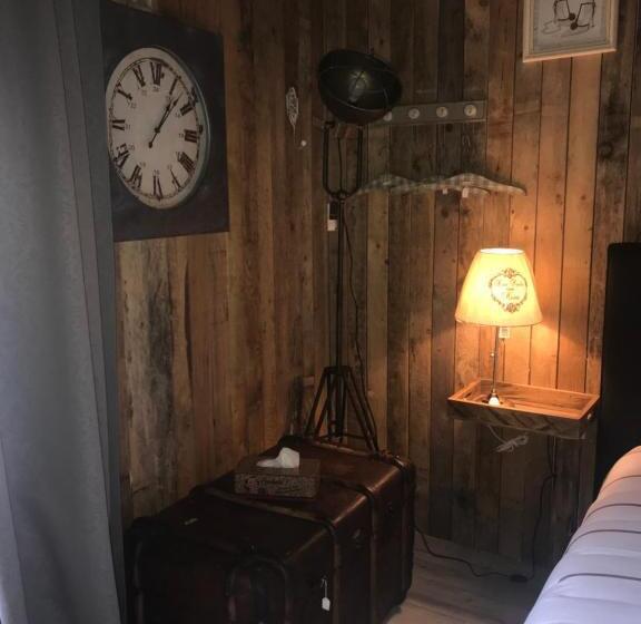 Номер Стандарт, Le Relais De Chassepierre