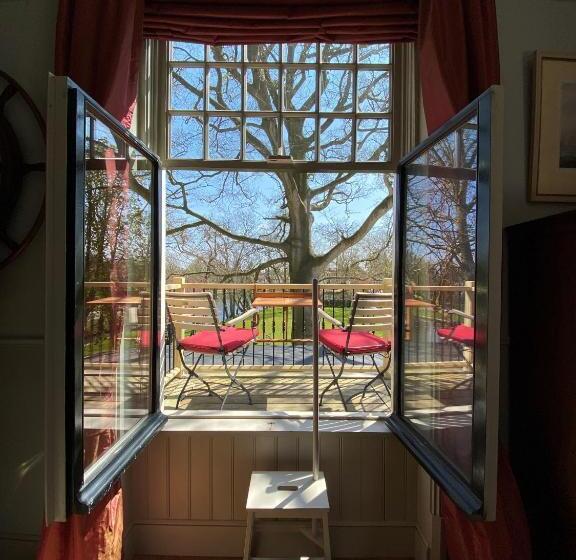 高级园景房, Logement Aan De Vecht