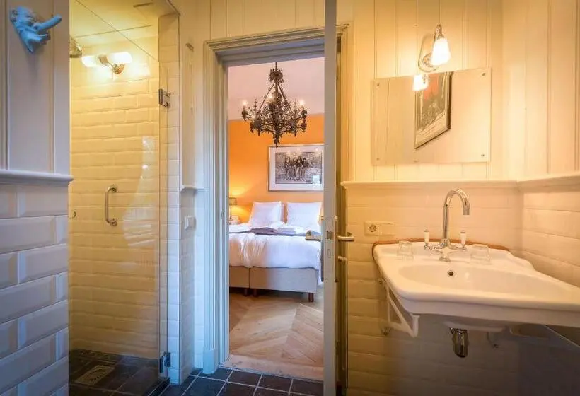 ガーデンビュースタンダードルーム, Logement Aan De Vecht